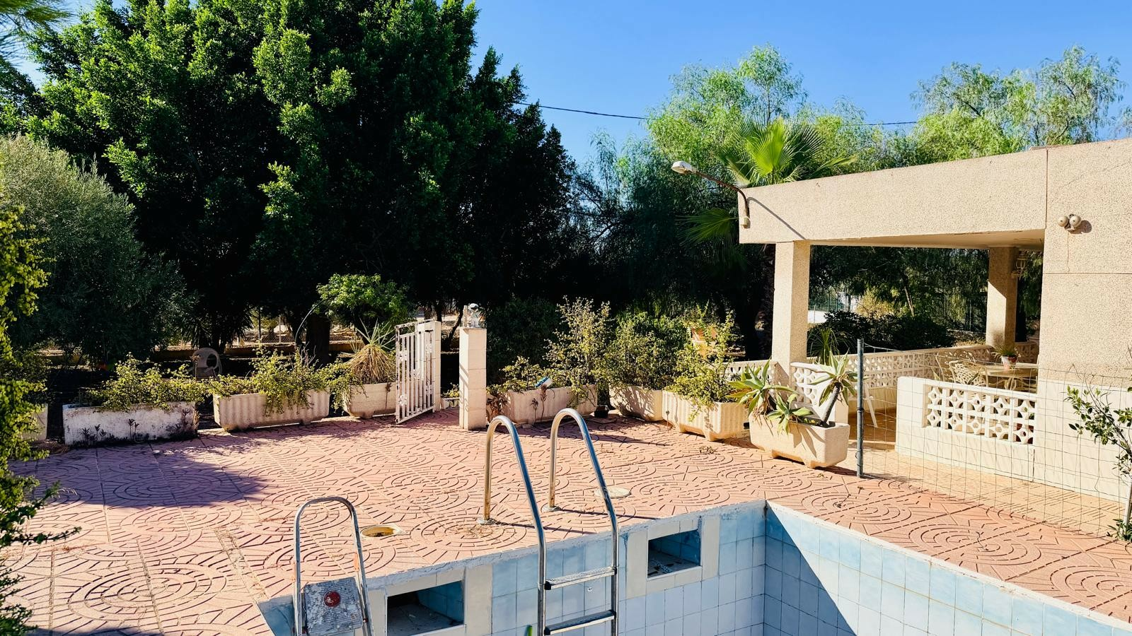 4-bedroom Detached Villa In Crevillente, Spain (267 M²)