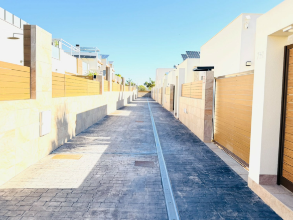 3-bedroom Semi In Los Montesinos, Spain (106 M²)