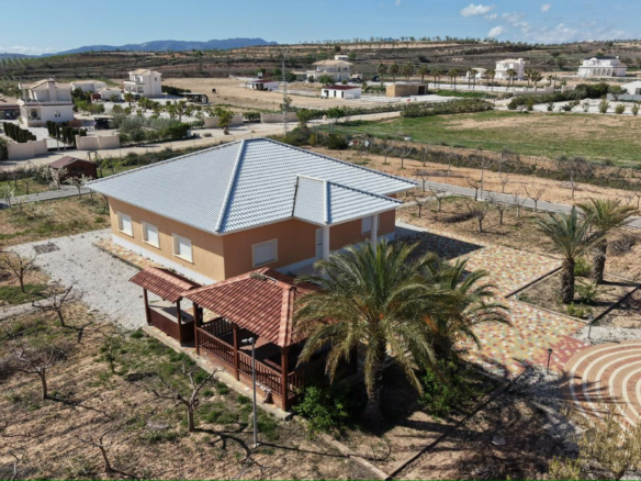 4-bedroom Detached Villa In Pinoso, Spain (209 M²)