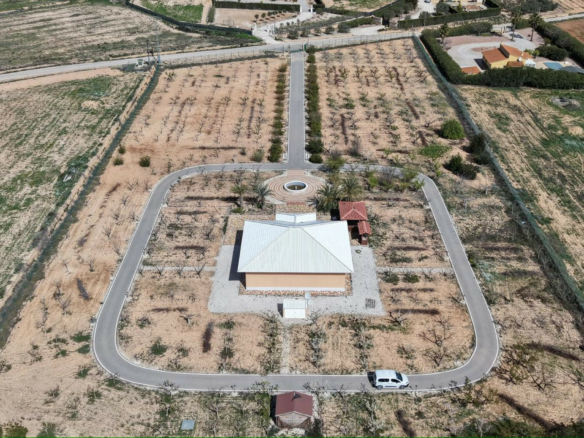 4-bedroom Detached Villa In Pinoso, Spain (209 M²)