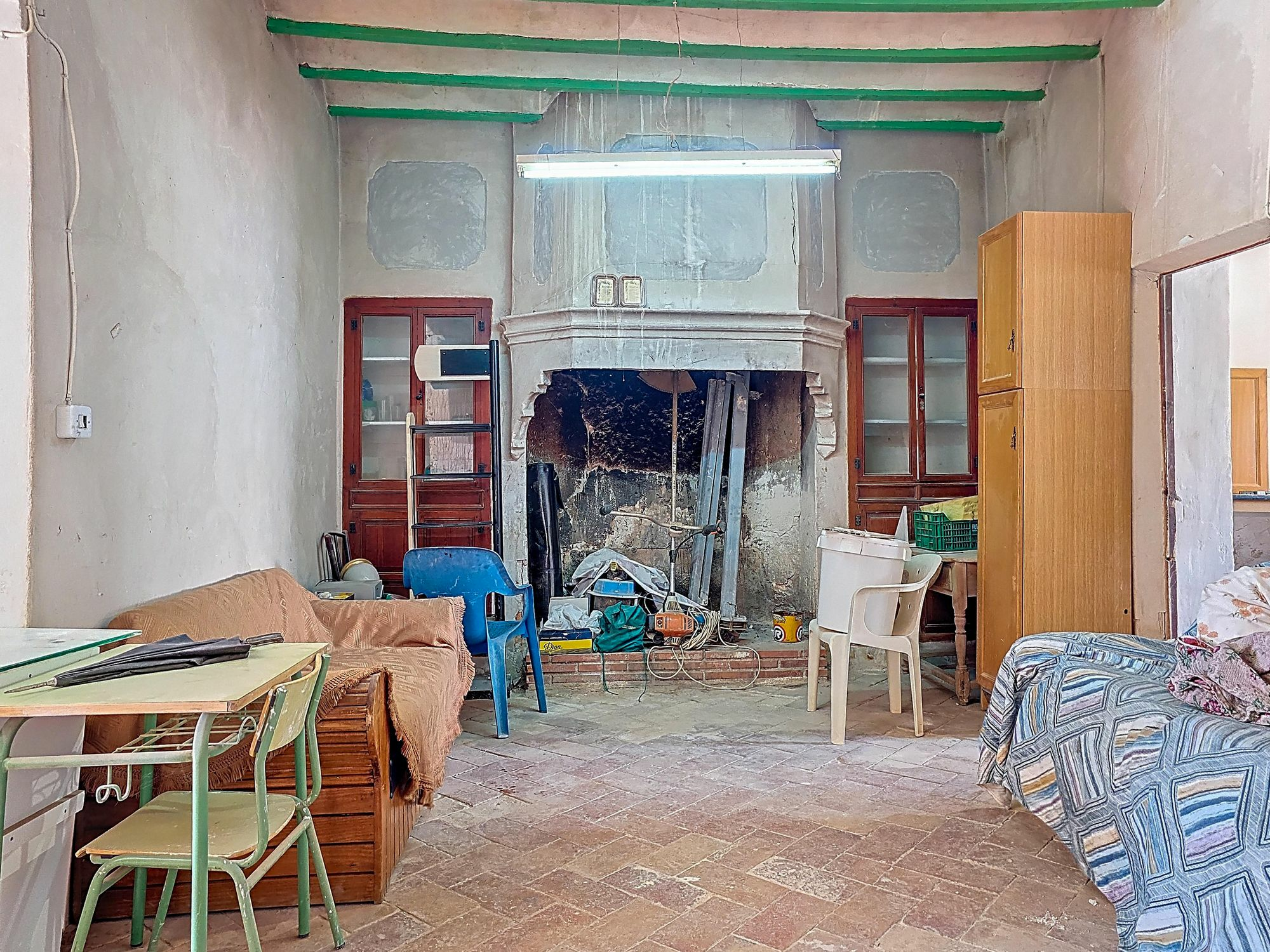 tn_IZ575-13-318626 5-bedroom Country House In Pinoso, Spain (260 M²)
