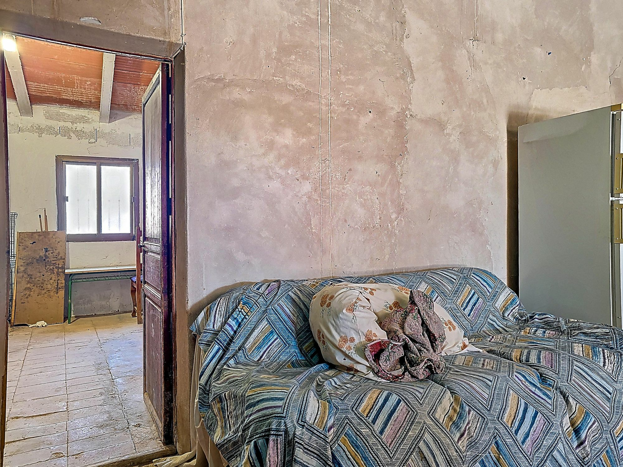 tn_IZ575-14-d570a4 5-bedroom Country House In Pinoso, Spain (260 M²)