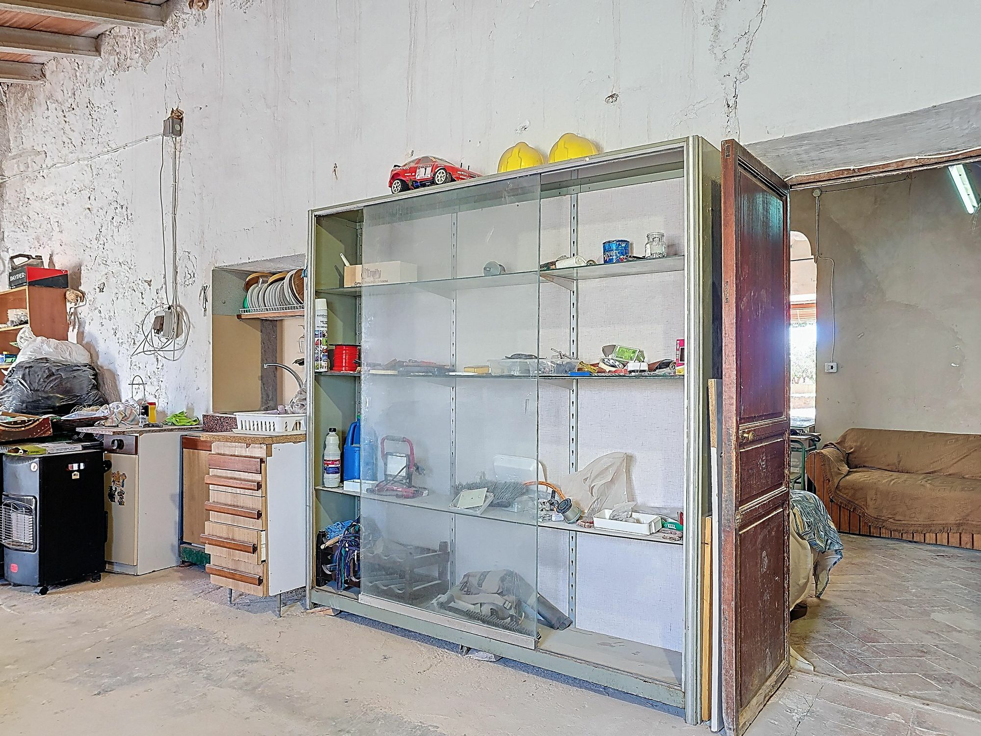tn_IZ575-15-dbcabf 5-bedroom Country House In Pinoso, Spain (260 M²)