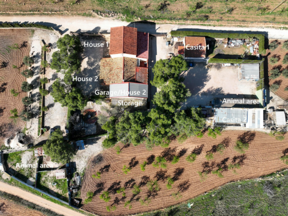 5-bedroom Country House In Pinoso, Spain (260 M²)