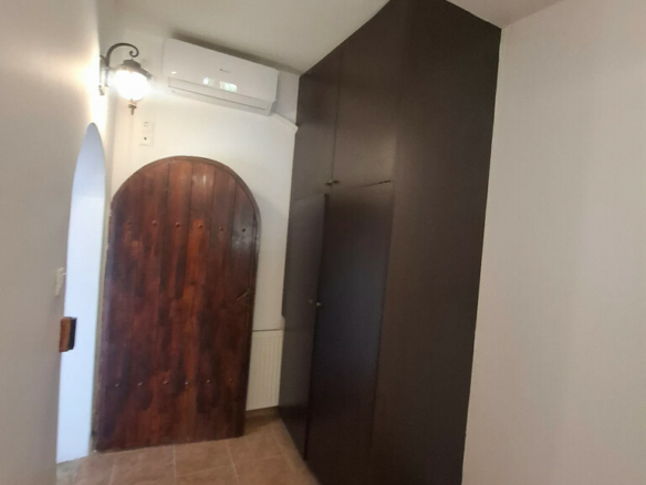 2-bedroom Detached House In Com. Skalas Oropou, Greece (165 M²)