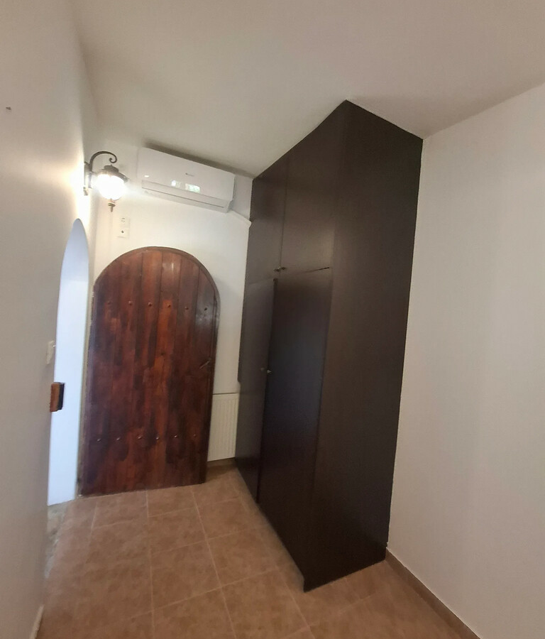 2-bedroom Detached House In Com. Skalas Oropou, Greece (165 M²)