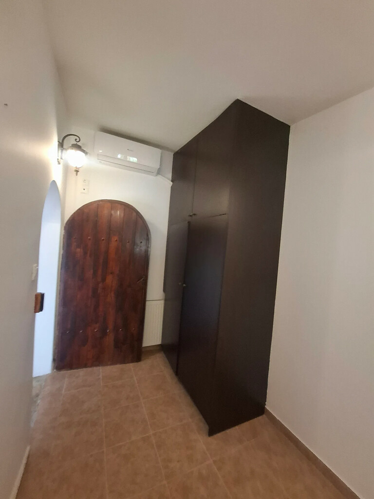 2-bedroom Detached House In Com. Skalas Oropou, Greece (165 M²)