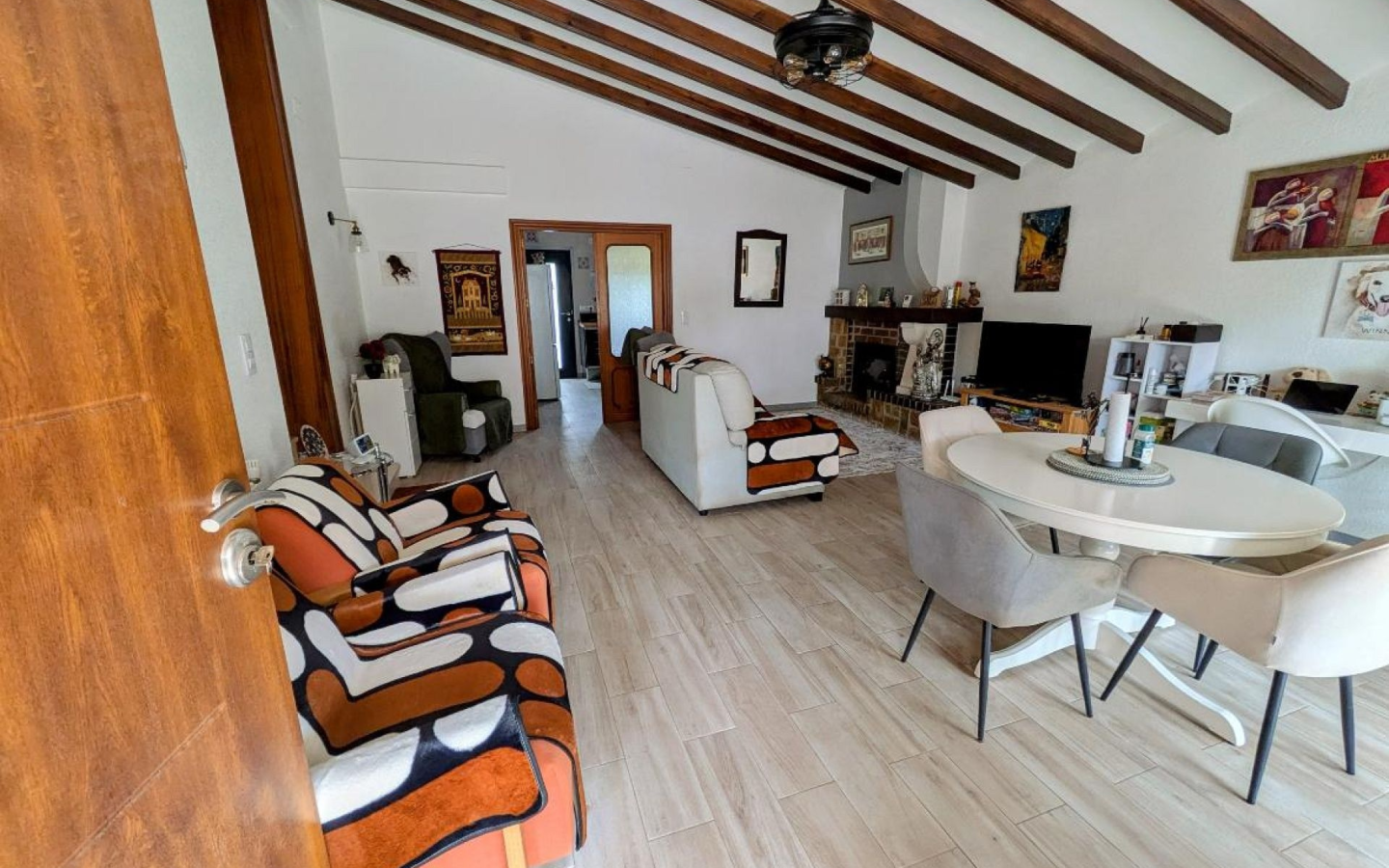 6-bedroom Detached Villa In Petrer, Spain (339 M²)