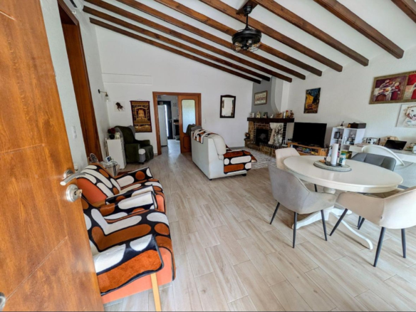 6-bedroom Detached Villa In Petrer, Spain (339 M²)