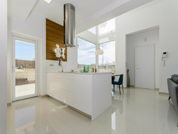 3-bedroom Detached Villa In Los Montesinos, Spain (109 M²)