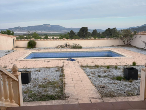 3-bedroom Detached Villa In Monovar, Spain (233 M²)