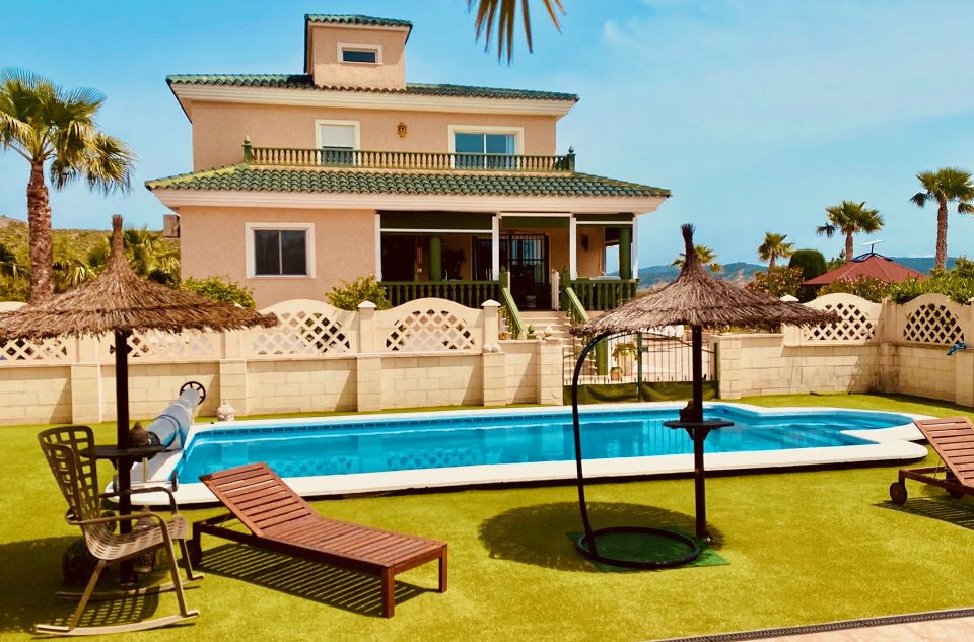 4-bedroom Detached Villa In Macisvenda, Spain (305 M²)