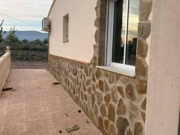 3-bedroom Detached Villa In Monovar, Spain (233 M²)