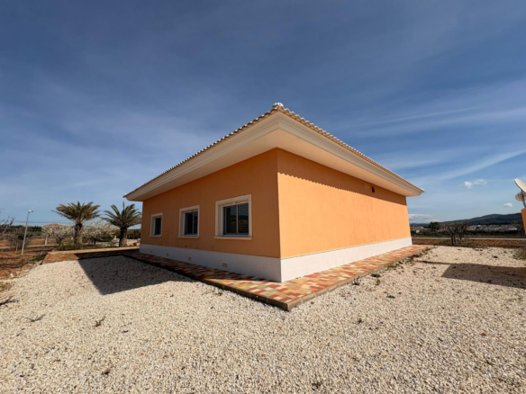4-bedroom Detached Villa In Pinoso, Spain (209 M²)