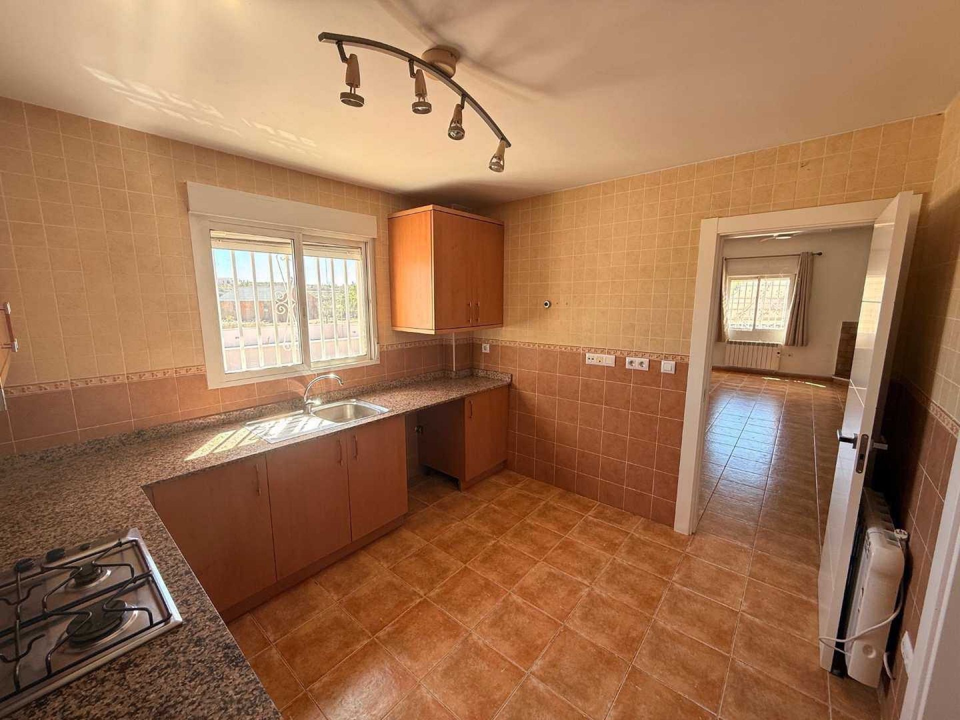 3-bedroom Detached Villa In Pinoso, Spain (115 M²)