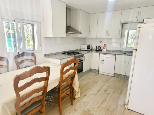3-bedroom Detached Villa In La Romana, Spain (117 M²)