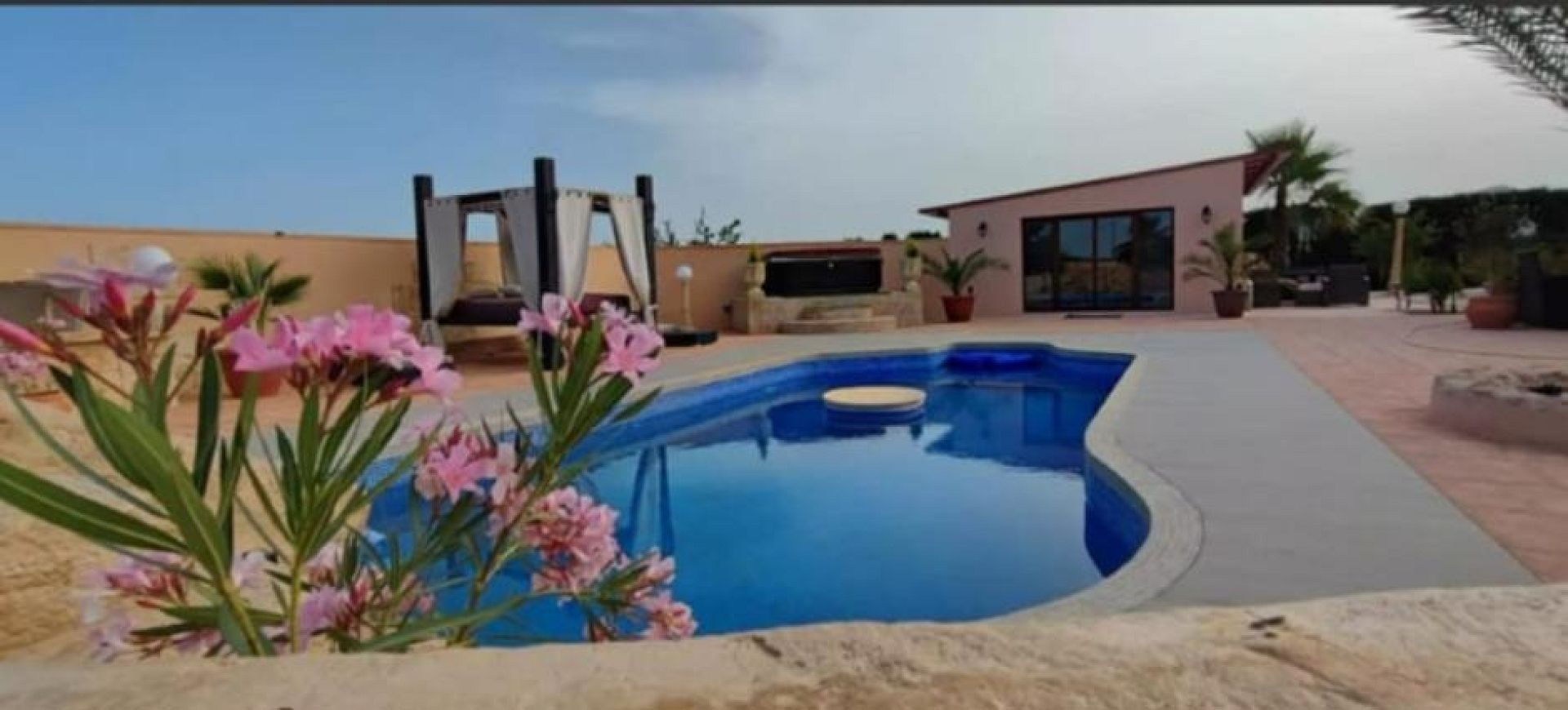 5-bedroom Detached Villa In Pinoso, Spain (300 M²)