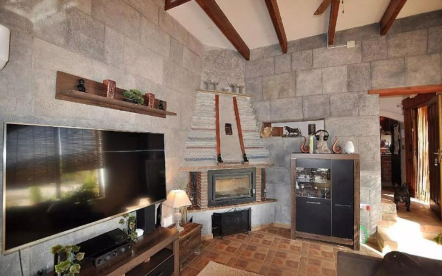 5-bedroom Detached Villa In Pinoso, Spain (300 M²)