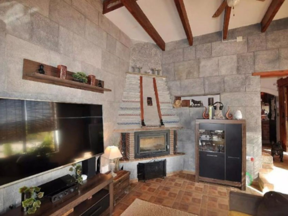 5-bedroom Detached Villa In Pinoso, Spain (300 M²)