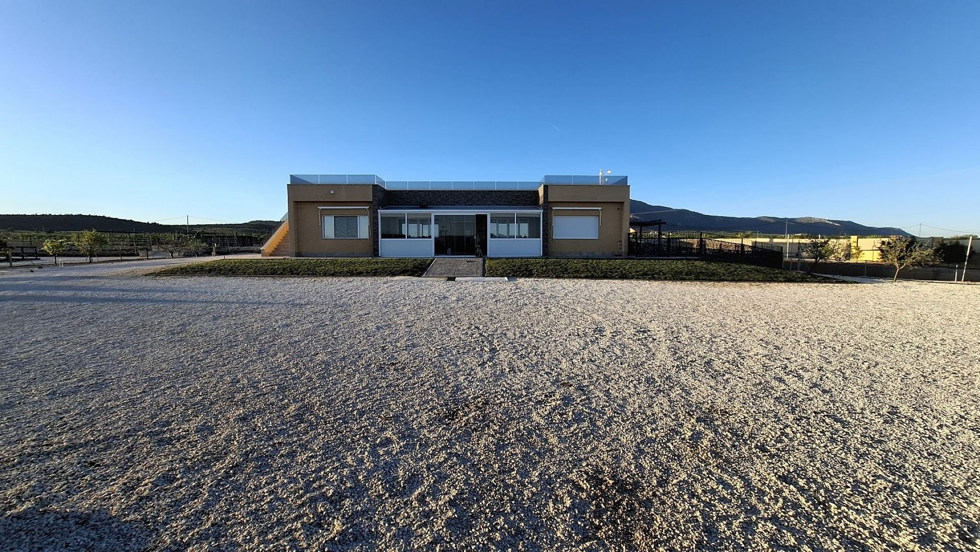 3-bedroom Detached Villa In Pinoso, Spain (200 M²)