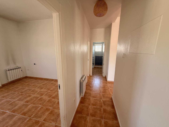 3-bedroom Detached Villa In Pinoso, Spain (115 M²)