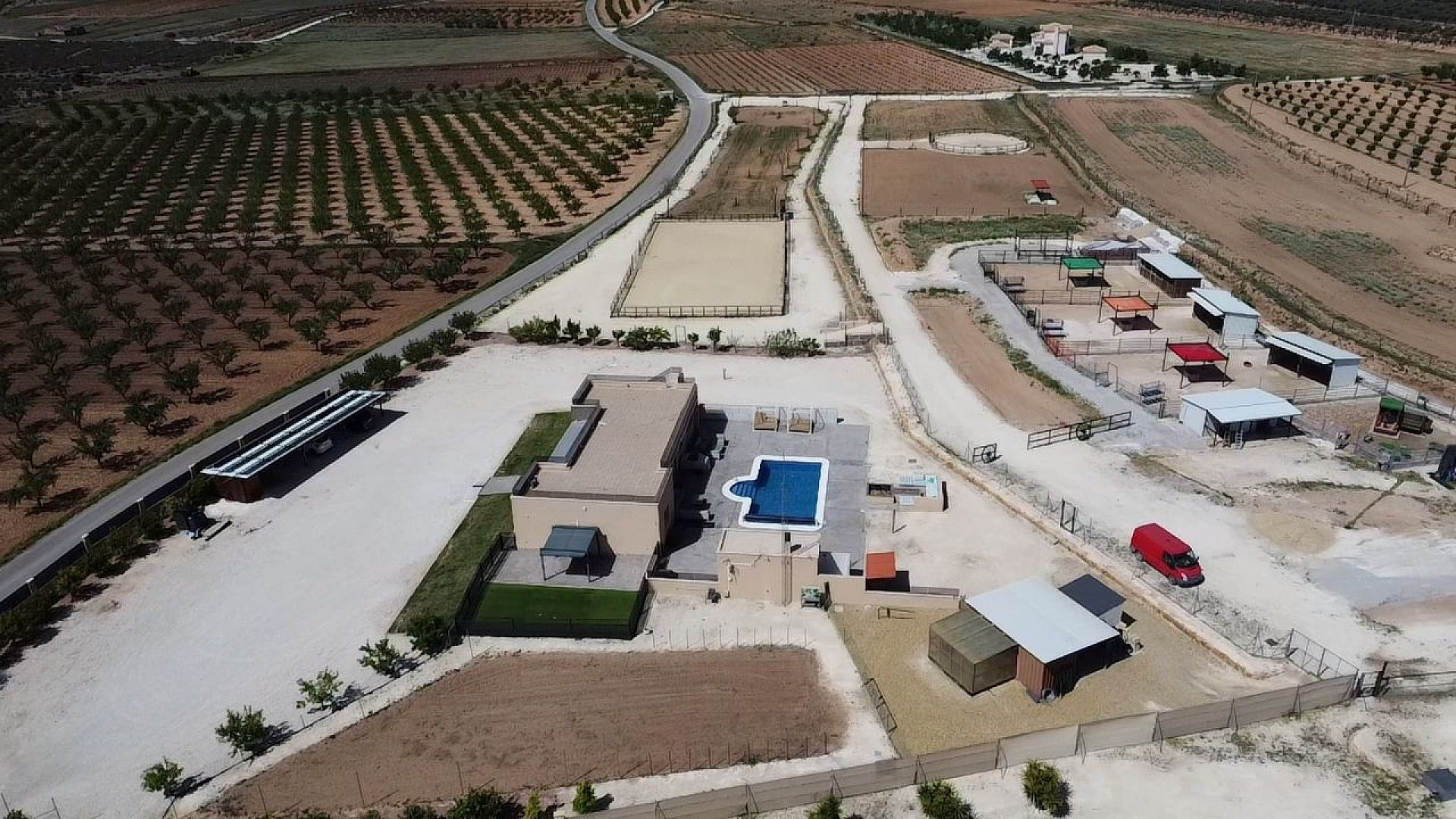 3-bedroom Detached Villa In Pinoso, Spain (200 M²)