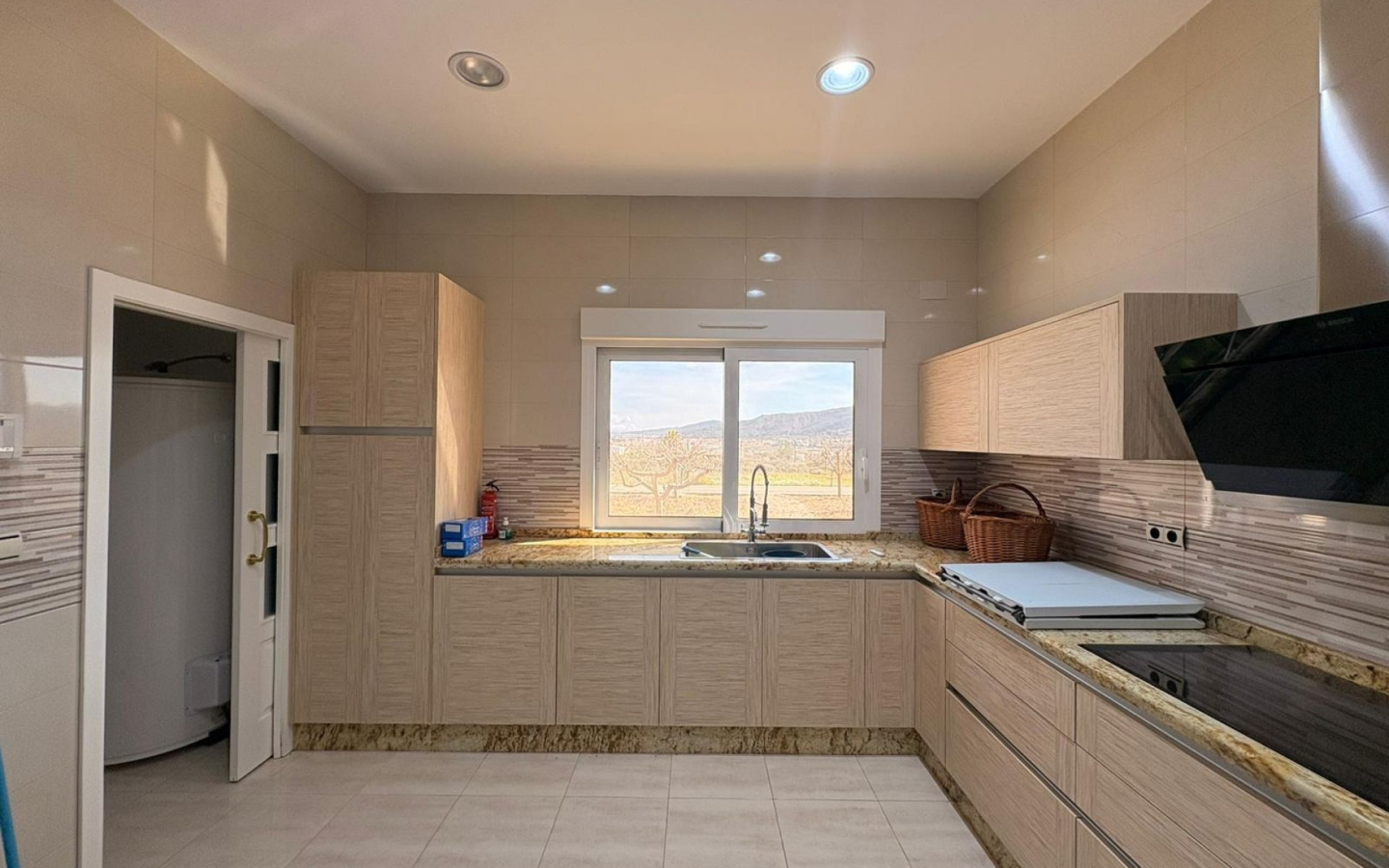 4-bedroom Detached Villa In Pinoso, Spain (209 M²)