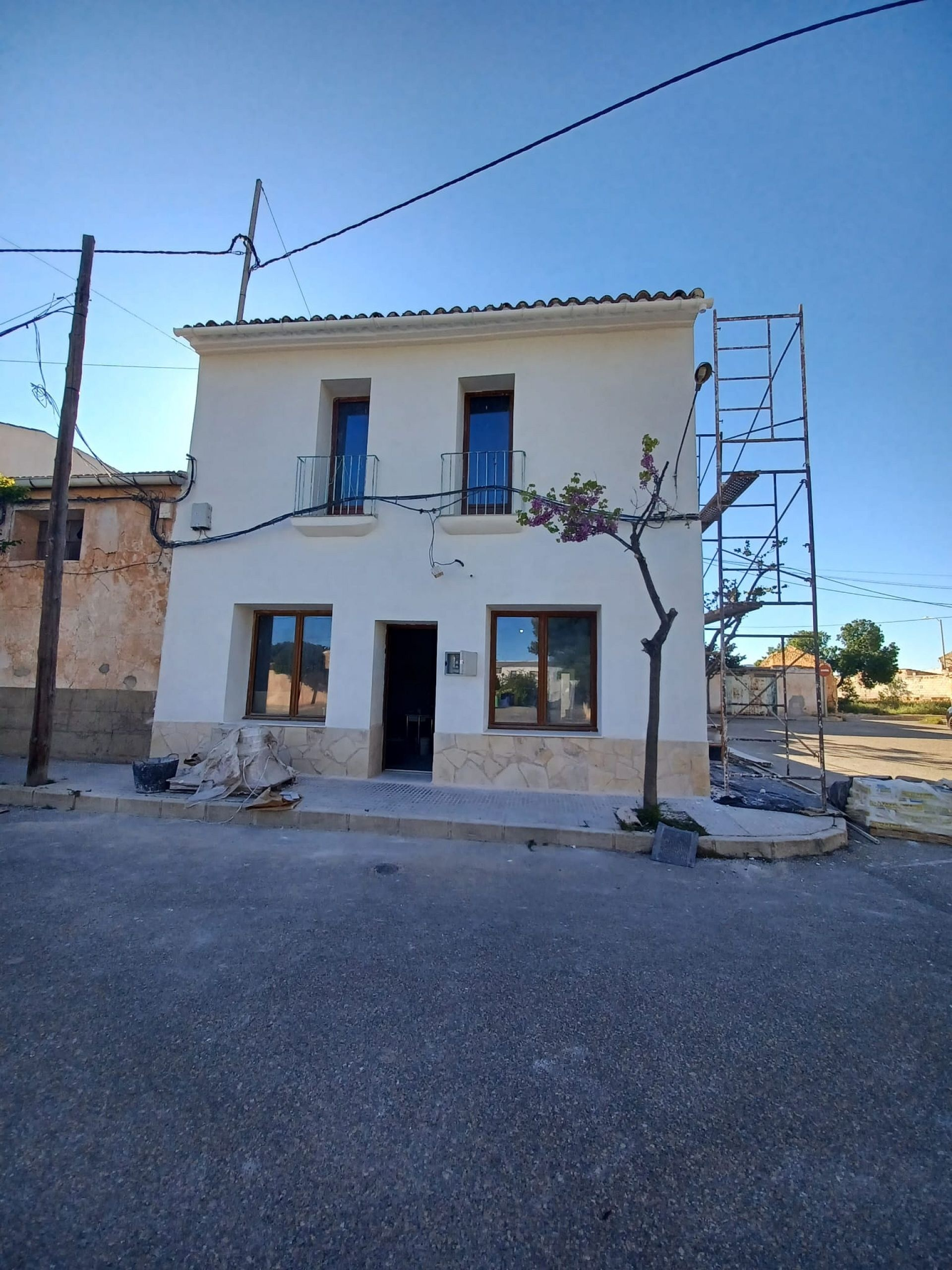 4-bedroom Country House In Pinoso, Spain