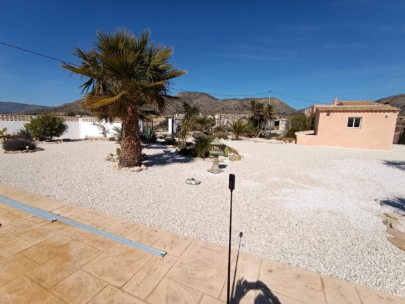 3-bedroom Detached Villa In Macisvenda, Spain (157 M²)