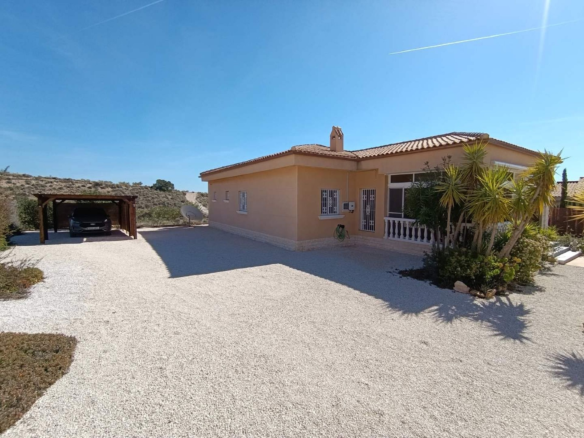 3-bedroom Detached Villa In Macisvenda, Spain (157 M²)