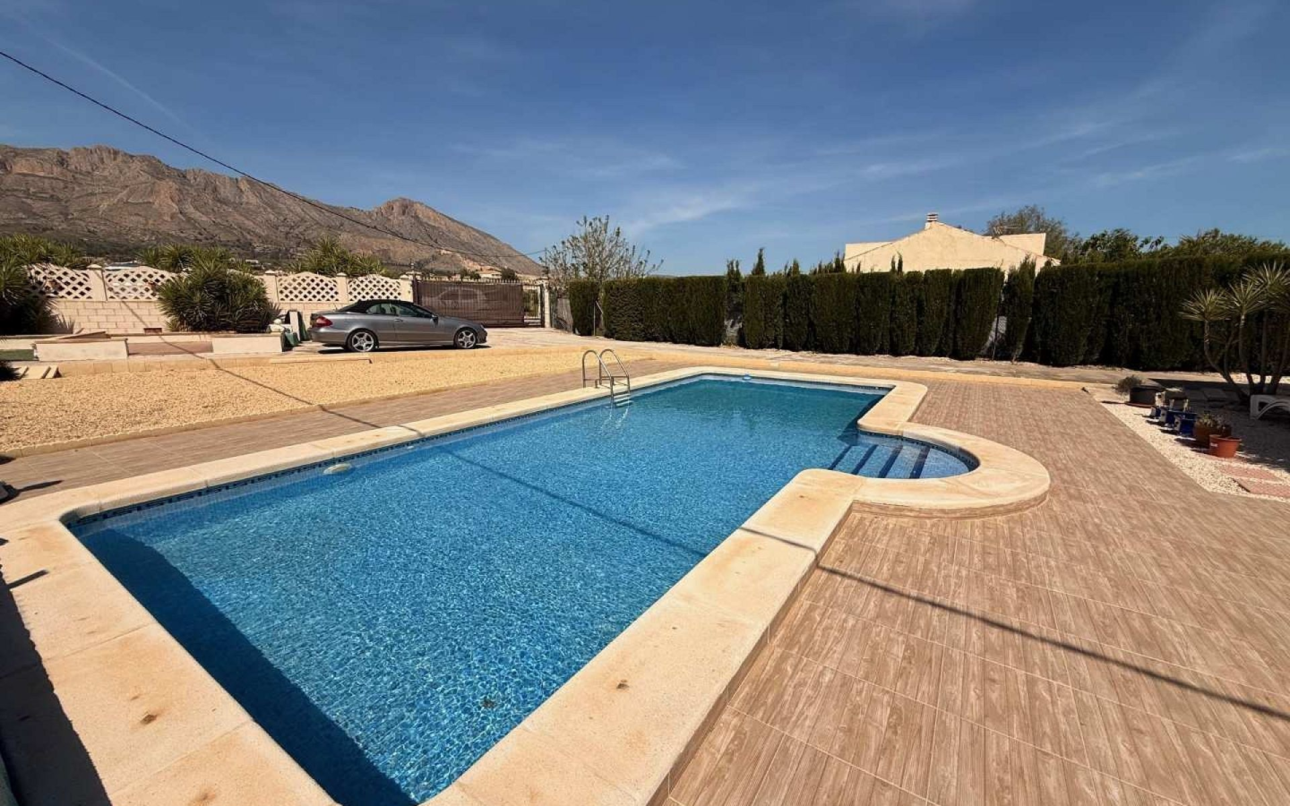 3-bedroom Detached Villa In Macisvenda, Spain (166 M²)