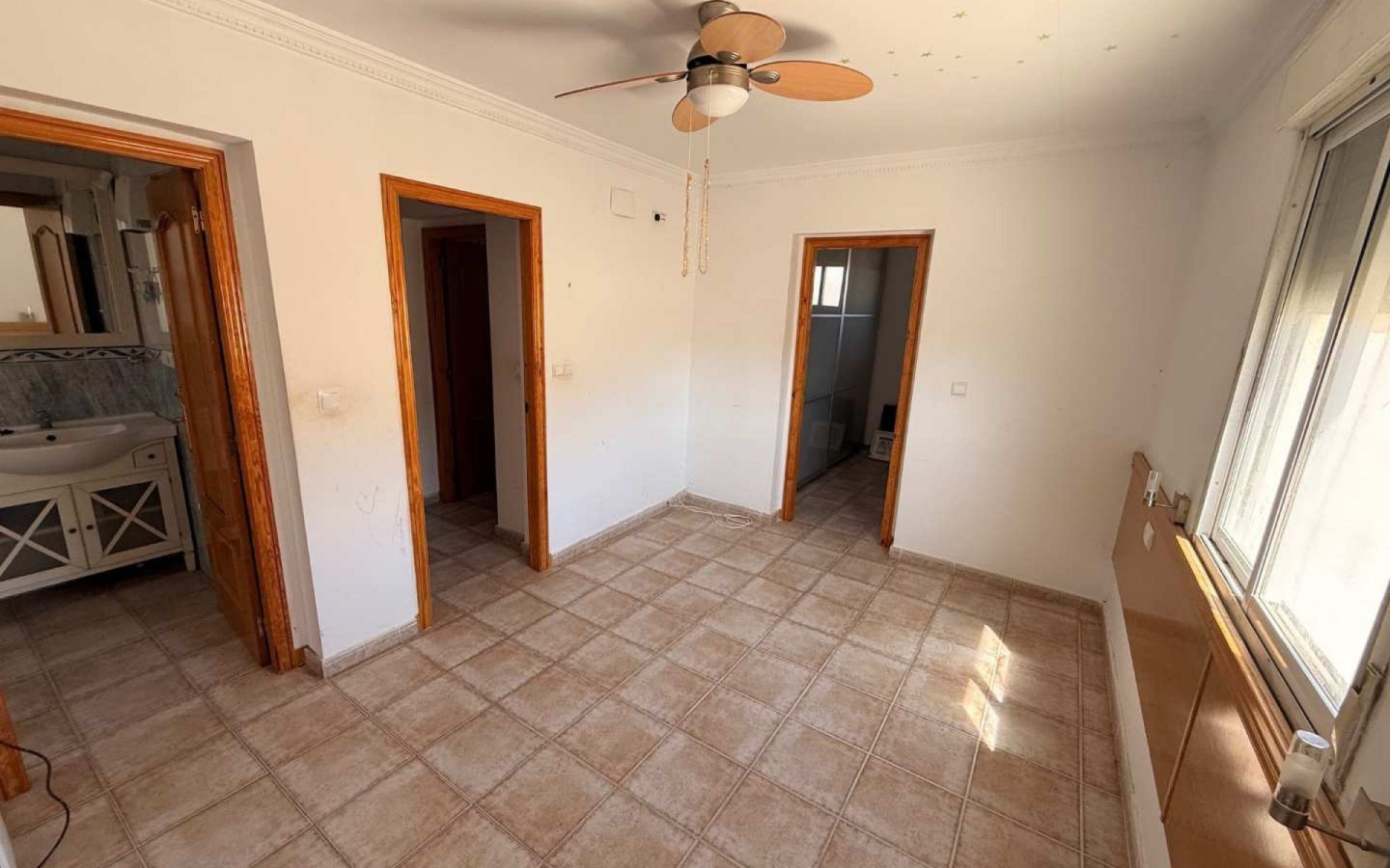 3-bedroom Detached Villa In Macisvenda, Spain (166 M²)