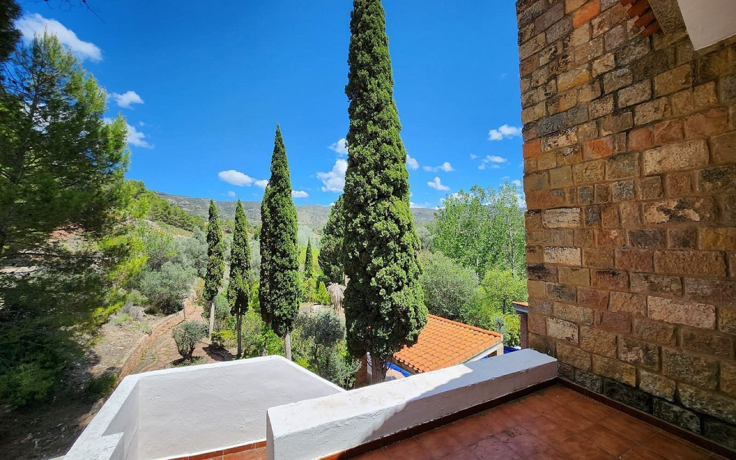 10-bedroom Country House In Jalance, Spain (811 M²)