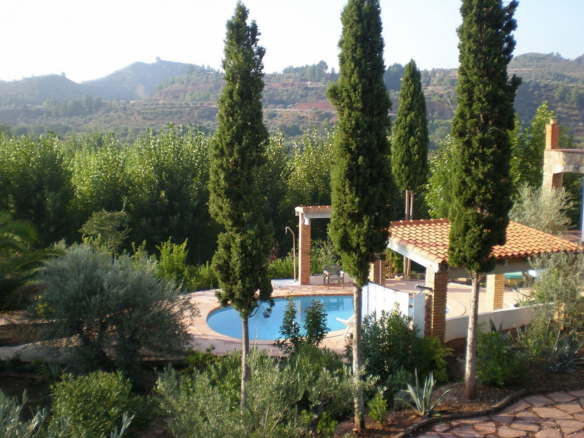 10-bedroom Country House In Jalance, Spain (811 M²)