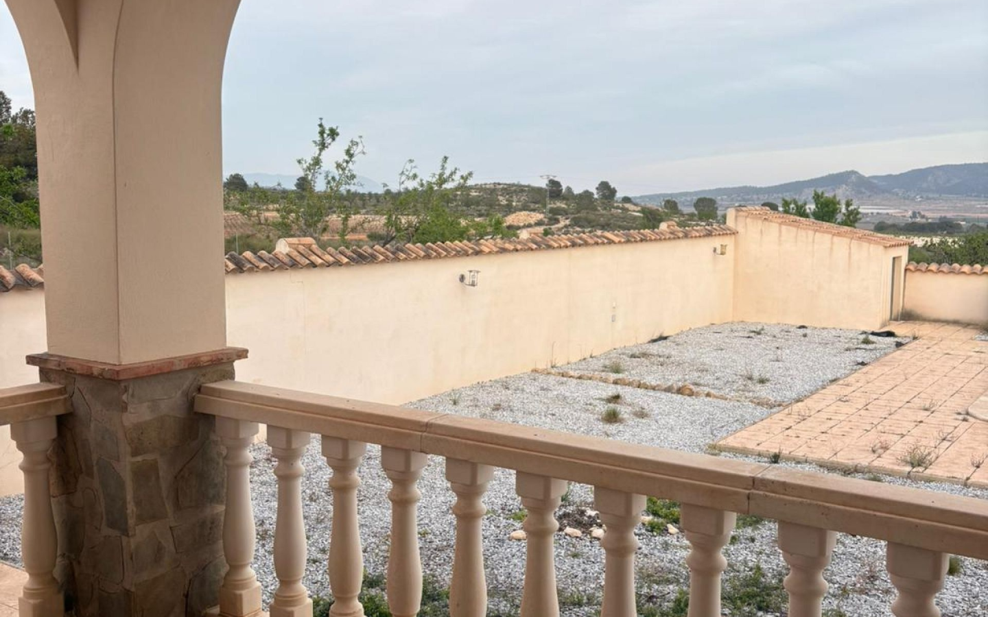 3-bedroom Detached Villa In Monovar, Spain (233 M²)
