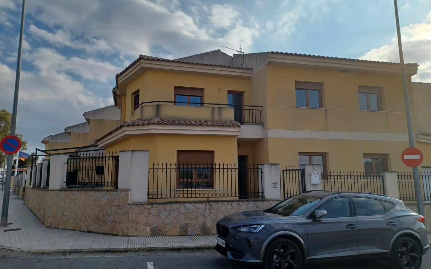 4-bedroom Townhouse In Pinoso, Spain (159 M²)