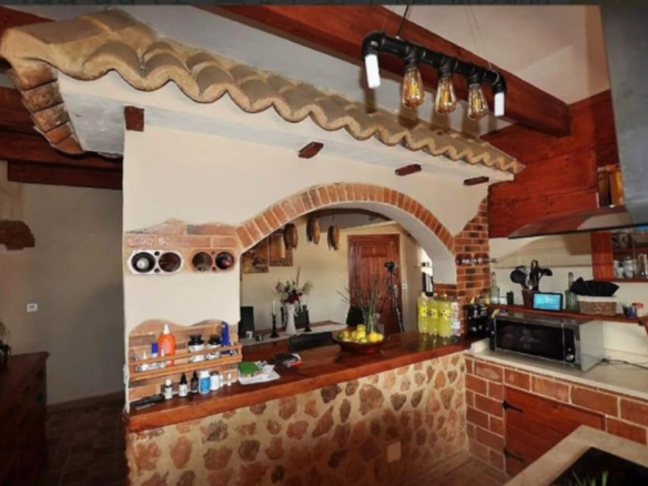 5-bedroom Detached Villa In Pinoso, Spain (300 M²)