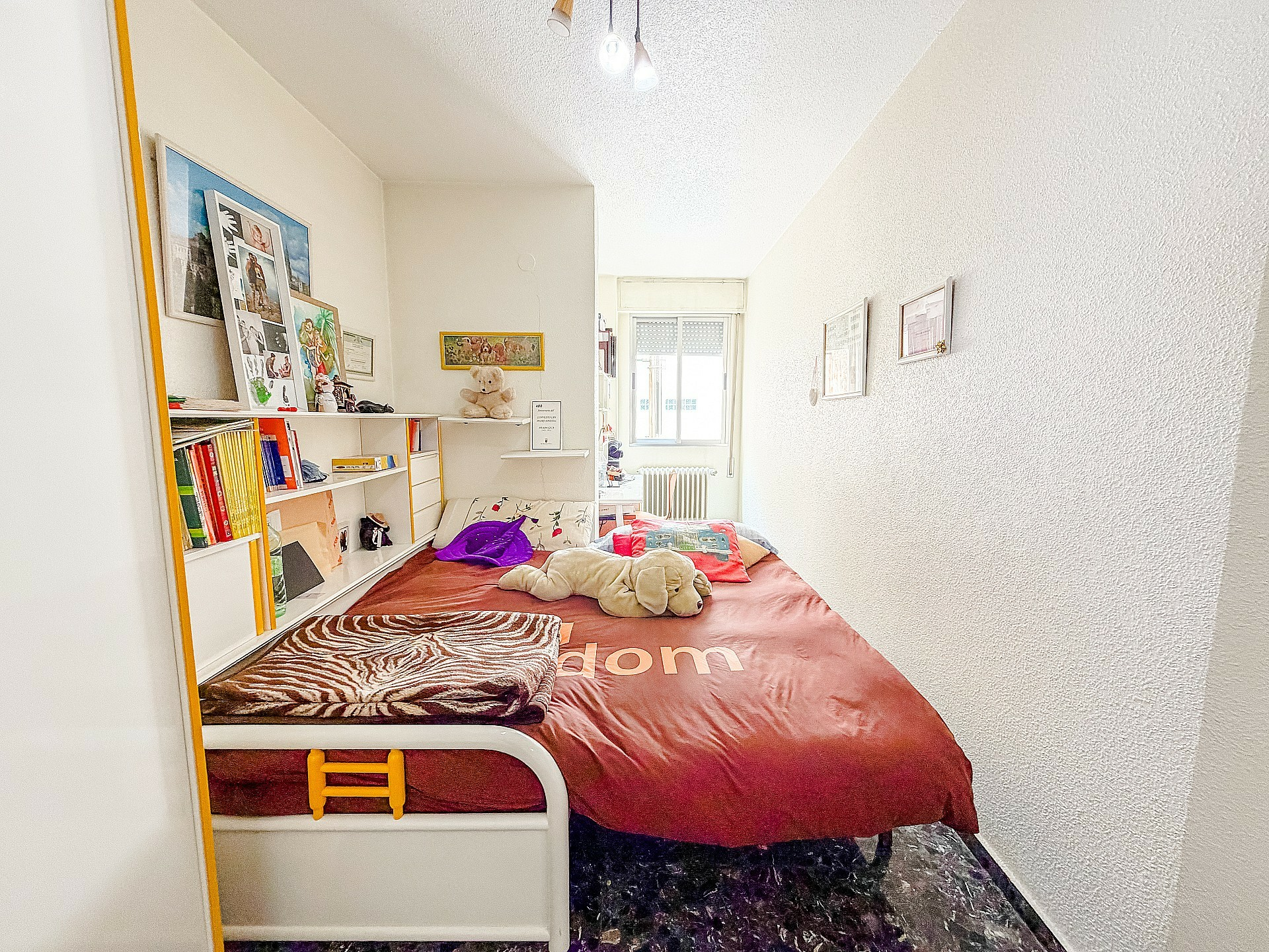 4-bedroom Townhouse In Yecla, Spain (200 M²)