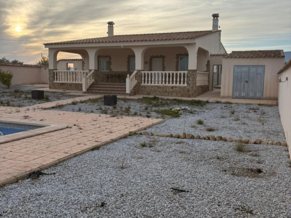 3-bedroom Detached Villa In Monovar, Spain (233 M²)