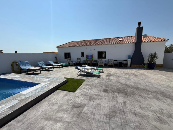3-bedroom Detached Villa In Caudete, Spain (150 M²)
