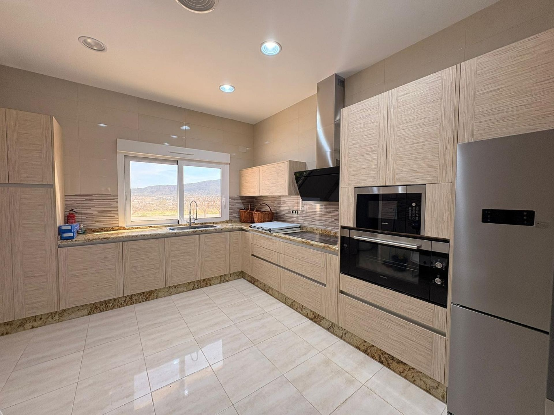 4-bedroom Detached Villa In Pinoso, Spain (209 M²)