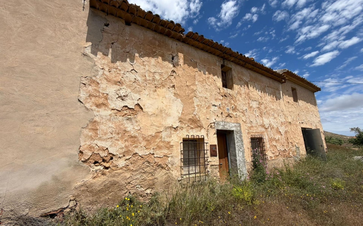 5-bedroom Restoration Project In Hondón De Las Nieves, Spain (190 M²)