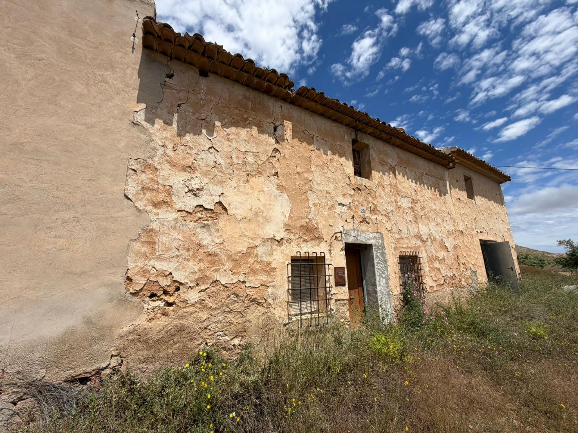 5-bedroom Restoration Project In Hondón De Las Nieves, Spain (190 M²)