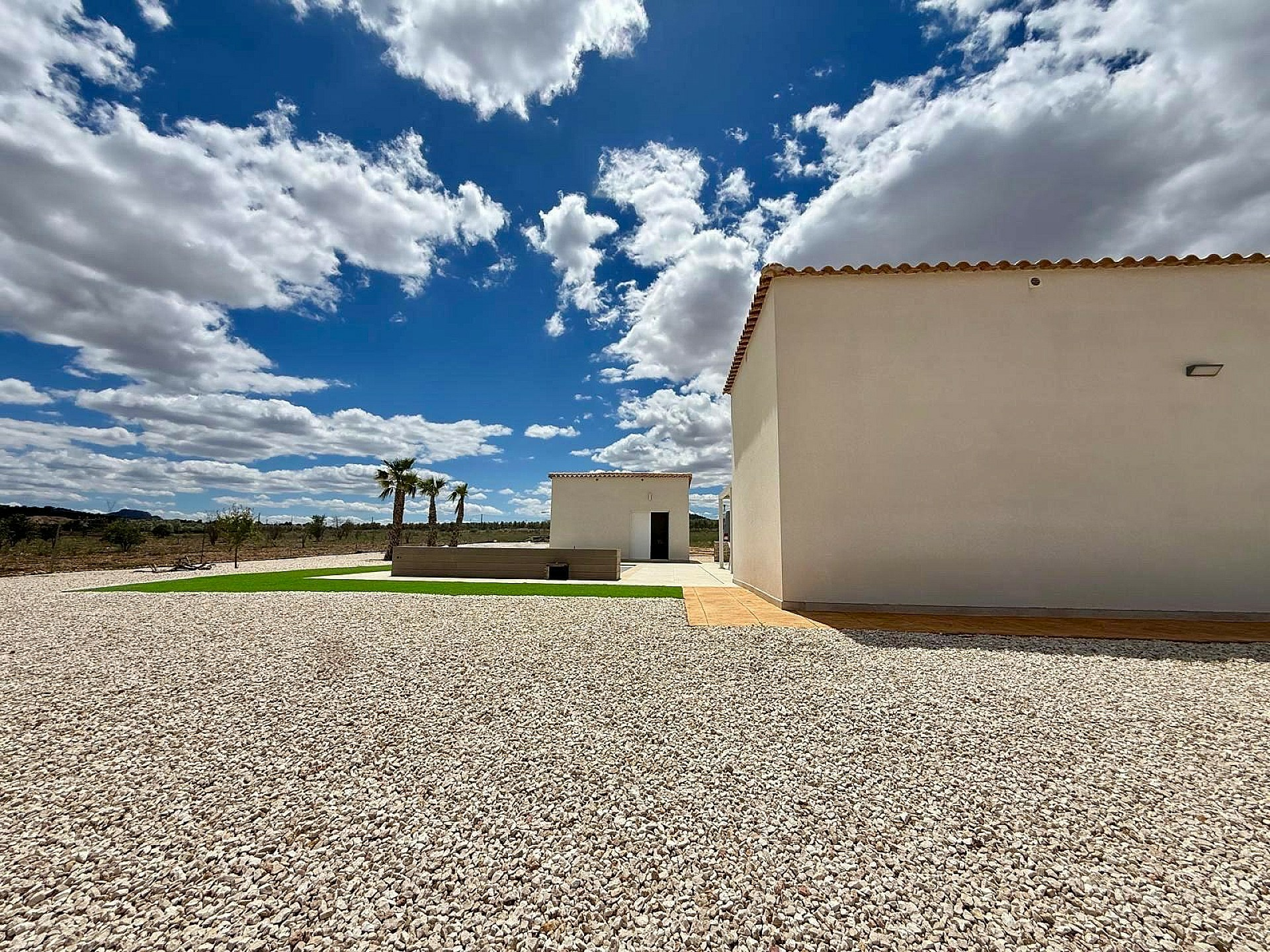 3-bedroom Detached Villa In Salinas, Spain (130 M²)