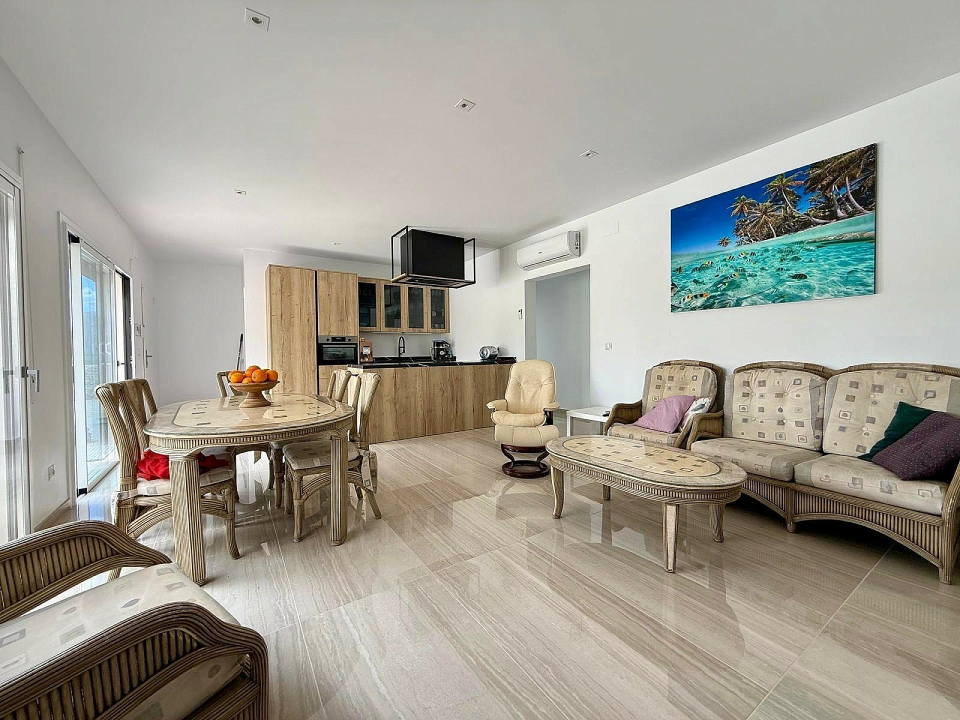3-bedroom Detached Villa In Salinas, Spain (130 M²)