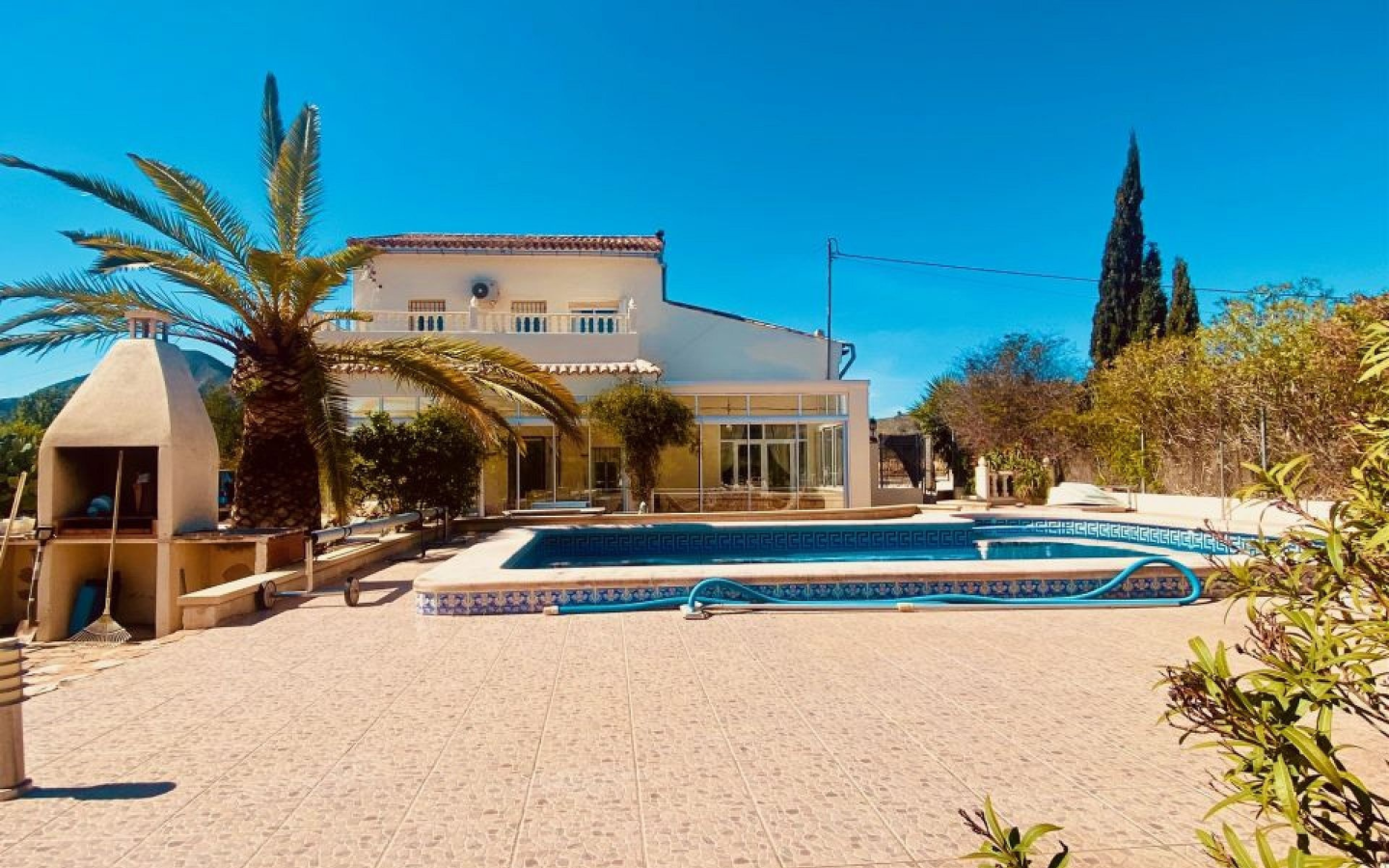 5-bedroom Country House In El Cantón, Spain (308 M²)