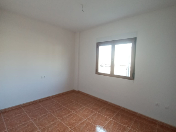 4-bedroom Townhouse In Pinoso, Spain (159 M²)
