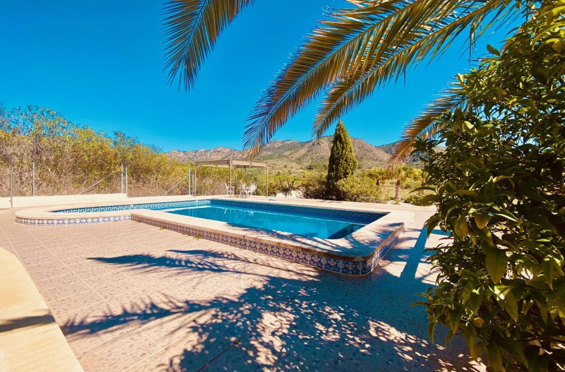 w_6b-960×633-5e6d6c 5-bedroom Country House In El Cantón, Spain (308 M²)