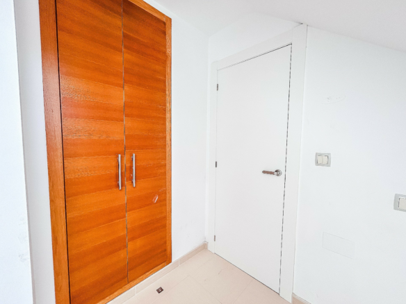 2-bedroom Apartment In Crevillente, Spain (70 M²)