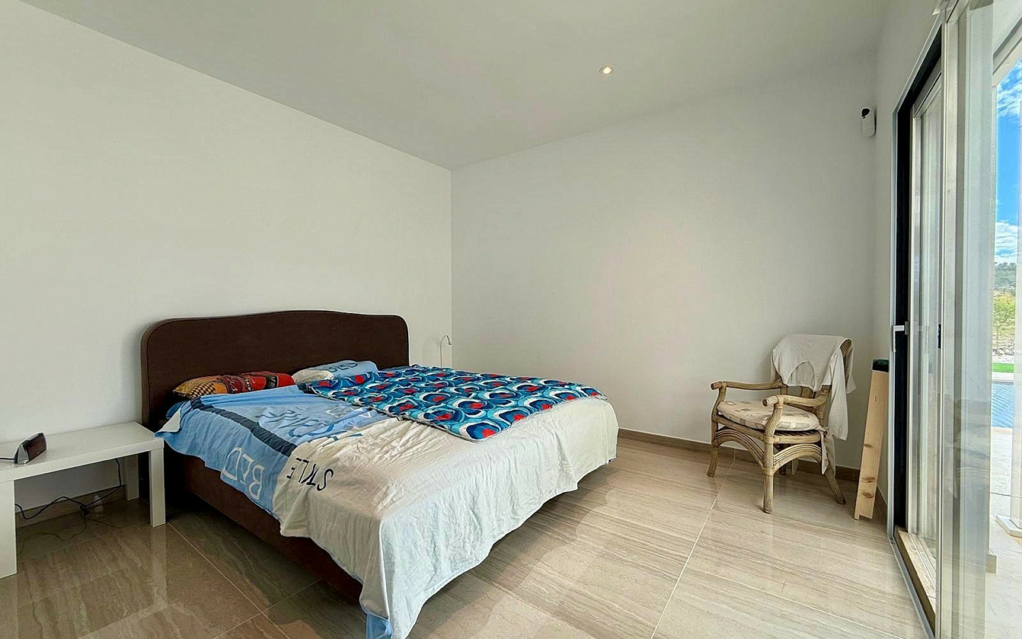 3-bedroom Detached Villa In Salinas, Spain (130 M²)